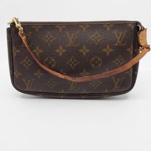 Louis Vuitton Pochette Monogram